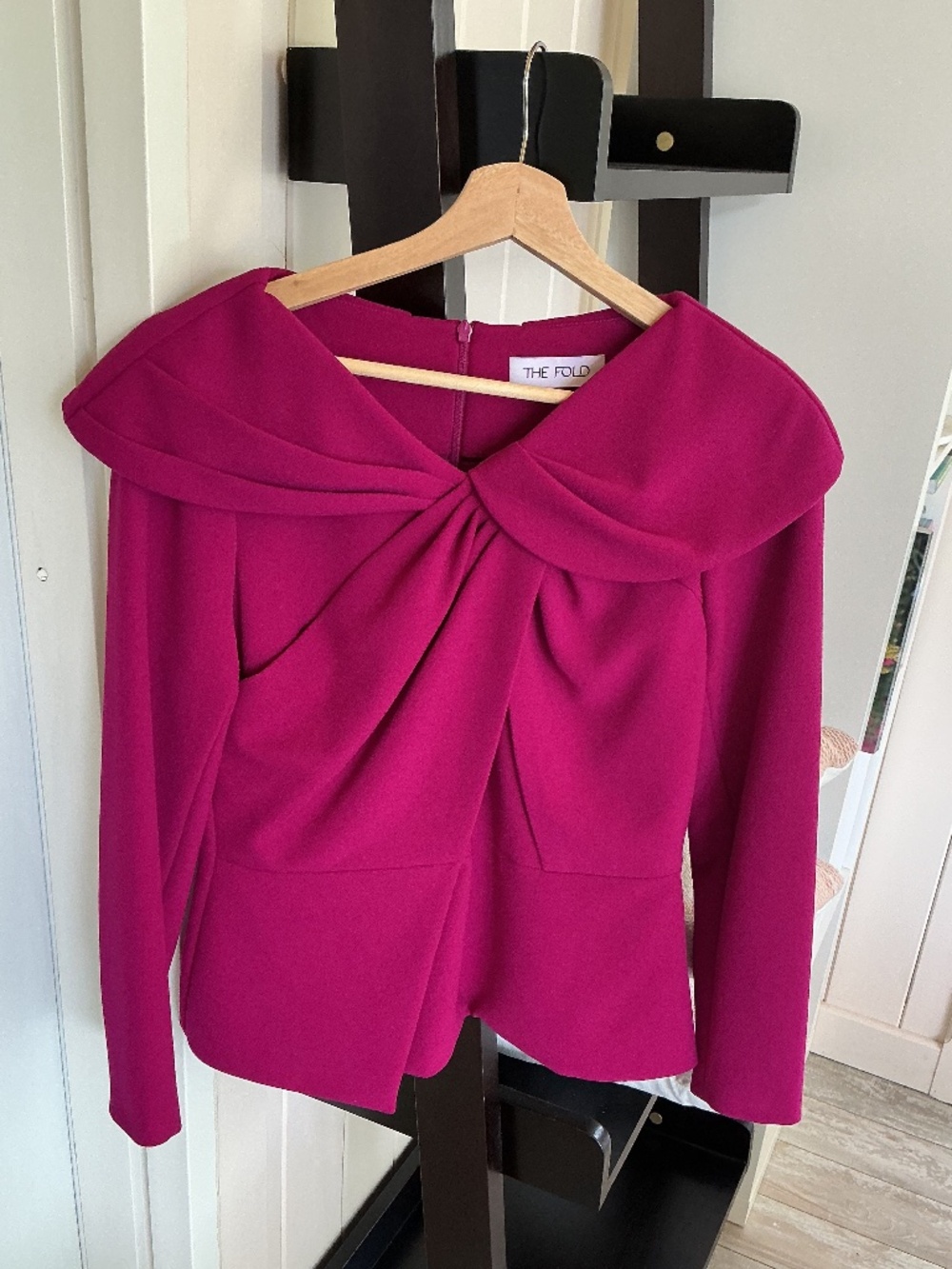 The Fold - NWOT - Magenta Top - M